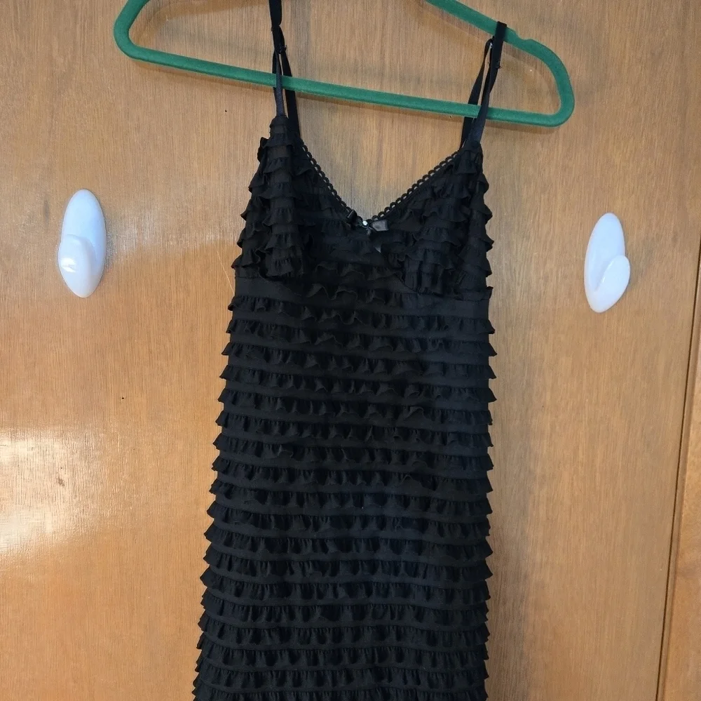 Black Textured Sleeveless Night Gown Size Small.